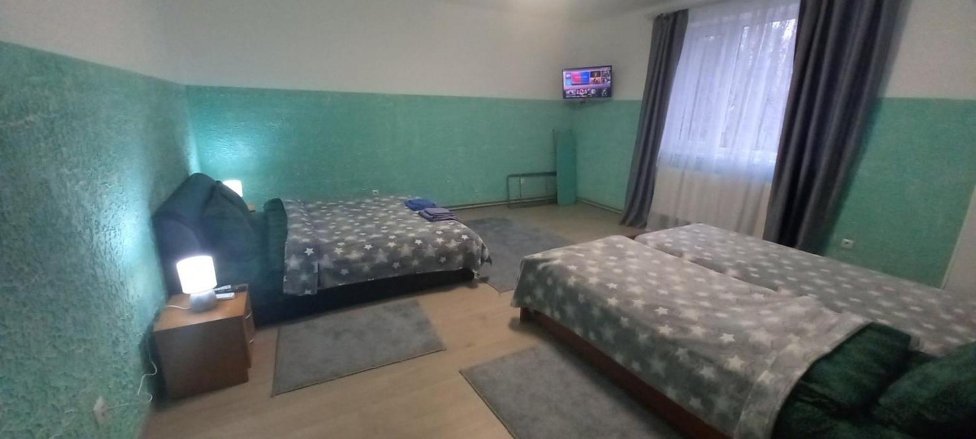 в гостьовому будинку 1-кімнатні та 2-кімнатні Apartment